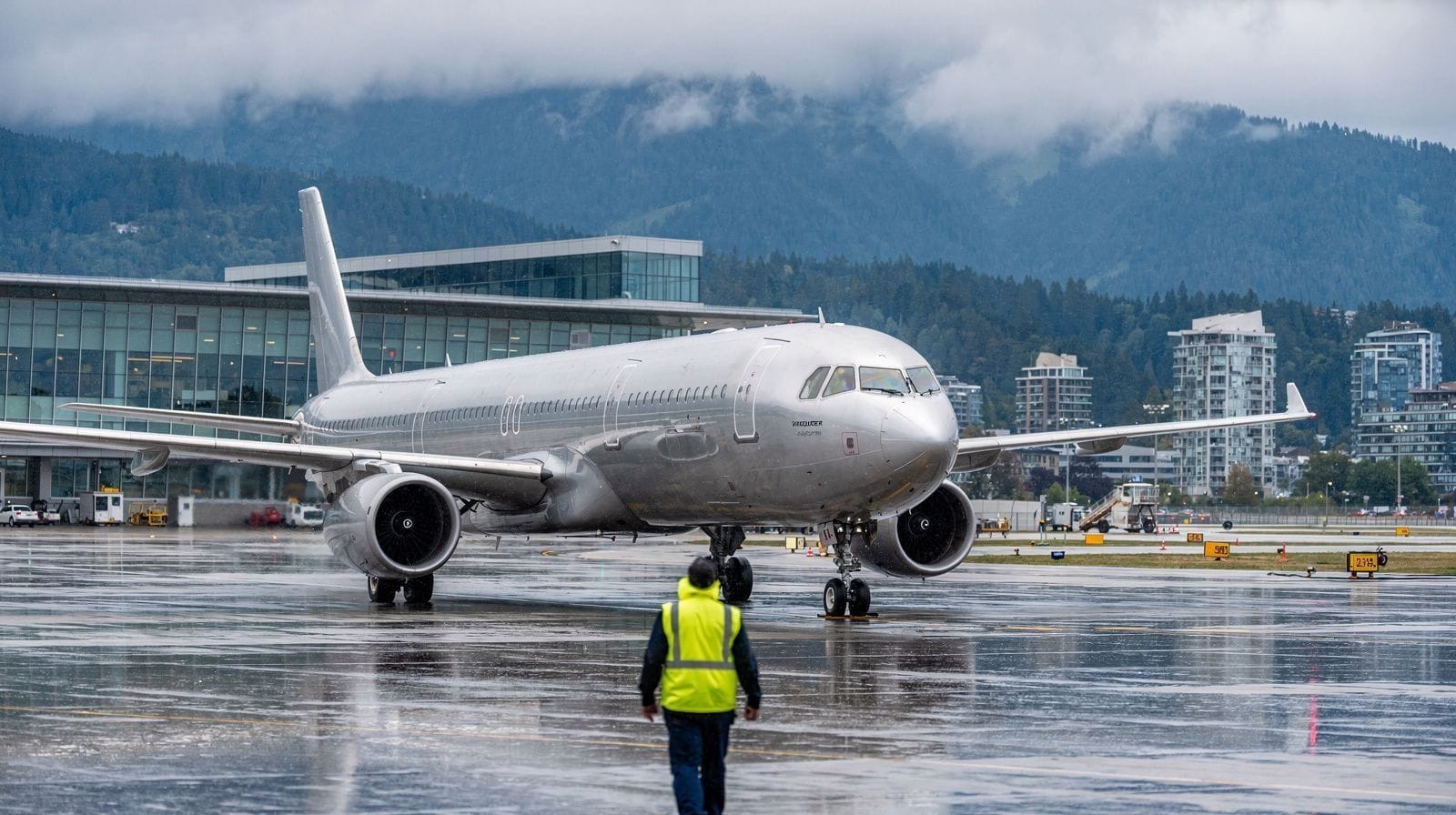 Vancouver Airport (YVR): Your Gateway to Whistler