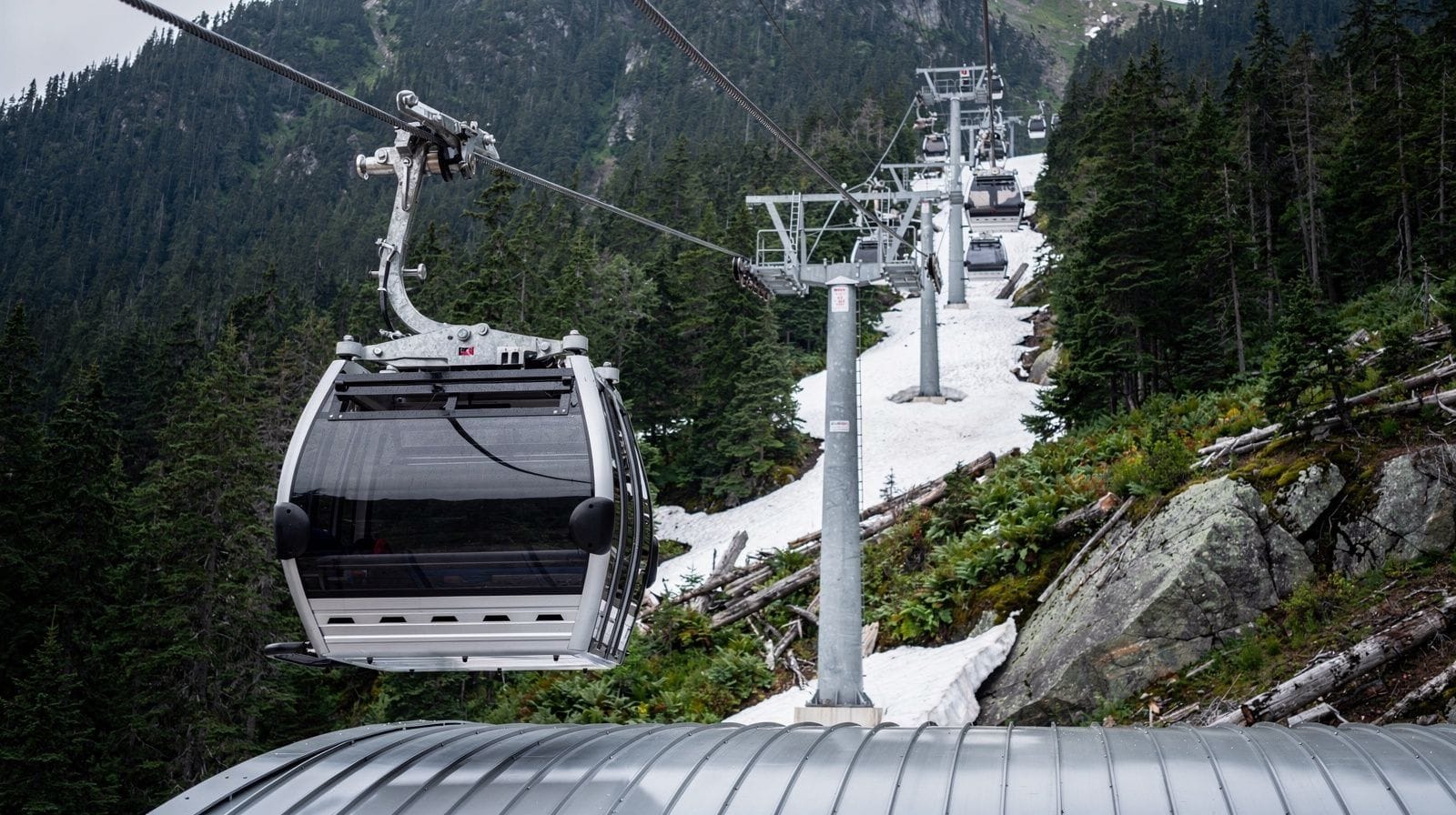 When Do Whistler Lifts Open and Close?