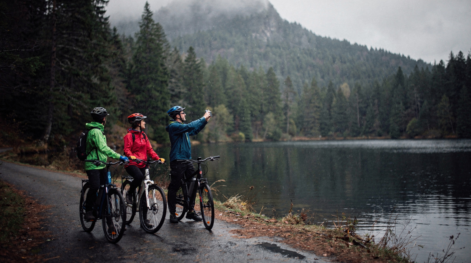Whistler Guided E-Bike Tour with Photo Stops