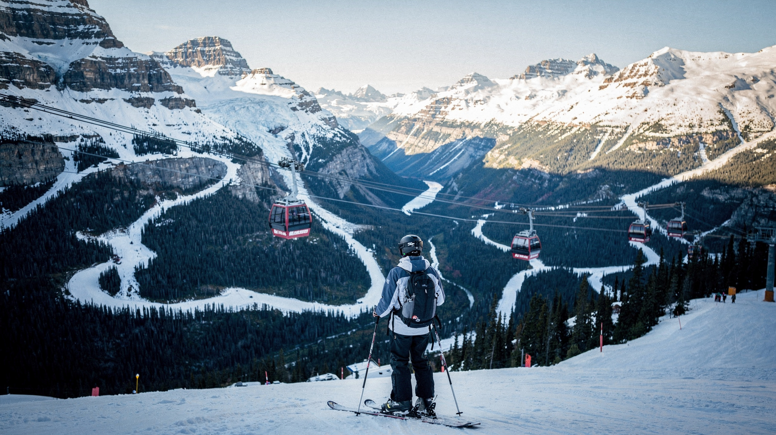 Whistler Mountain vs Blackcomb Mountain: Which One Should You Ski?